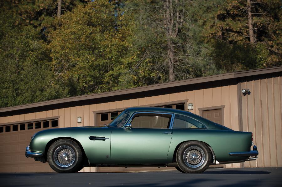  Aston Martin DB5 1965 года  (фото 8 из 19)